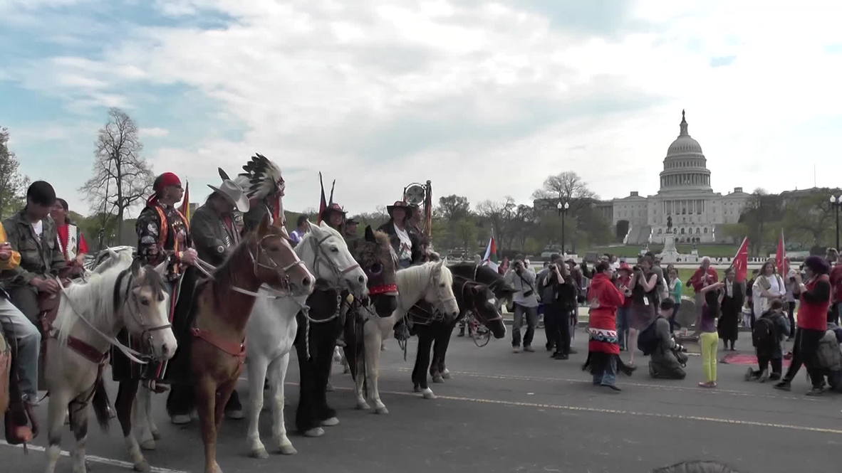 US: Native Americans ride on Washington against Keystone pipeline