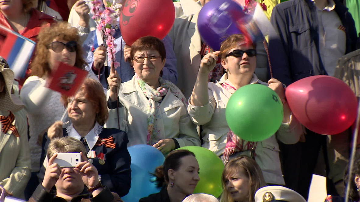 Russia: Trade unions take to Red Square on May Day