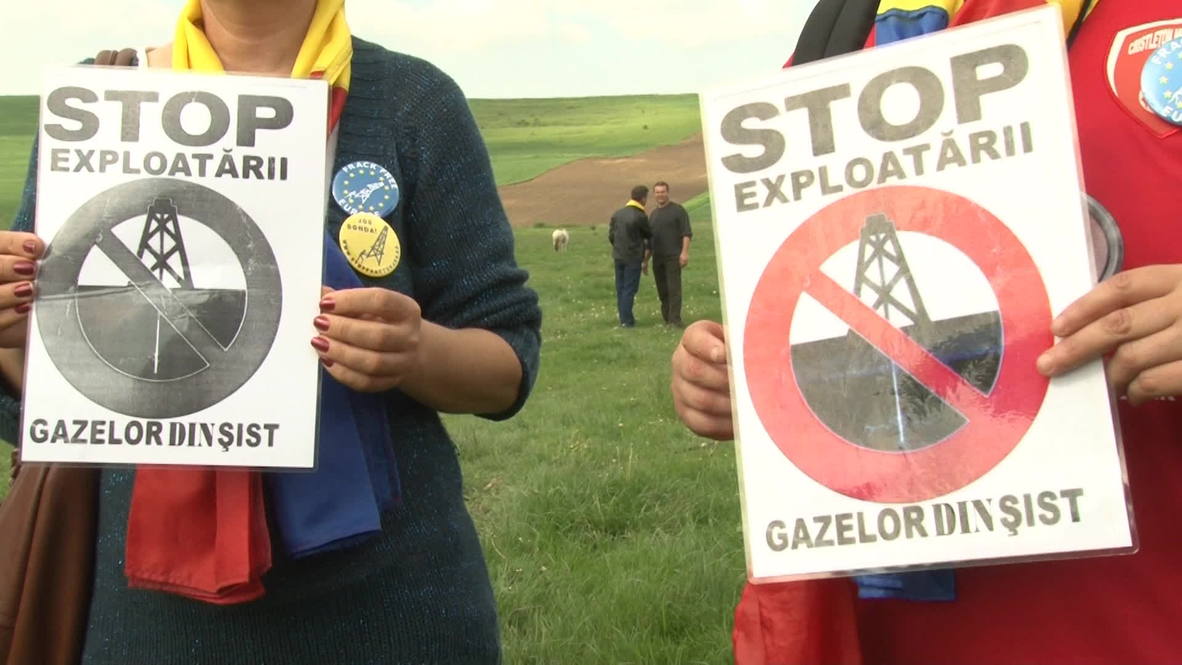 Romania: Anti-fracking dancers plan to drive out Chevron