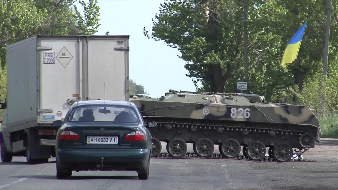 Ukraine: Ukrainian troops search Slavyansk