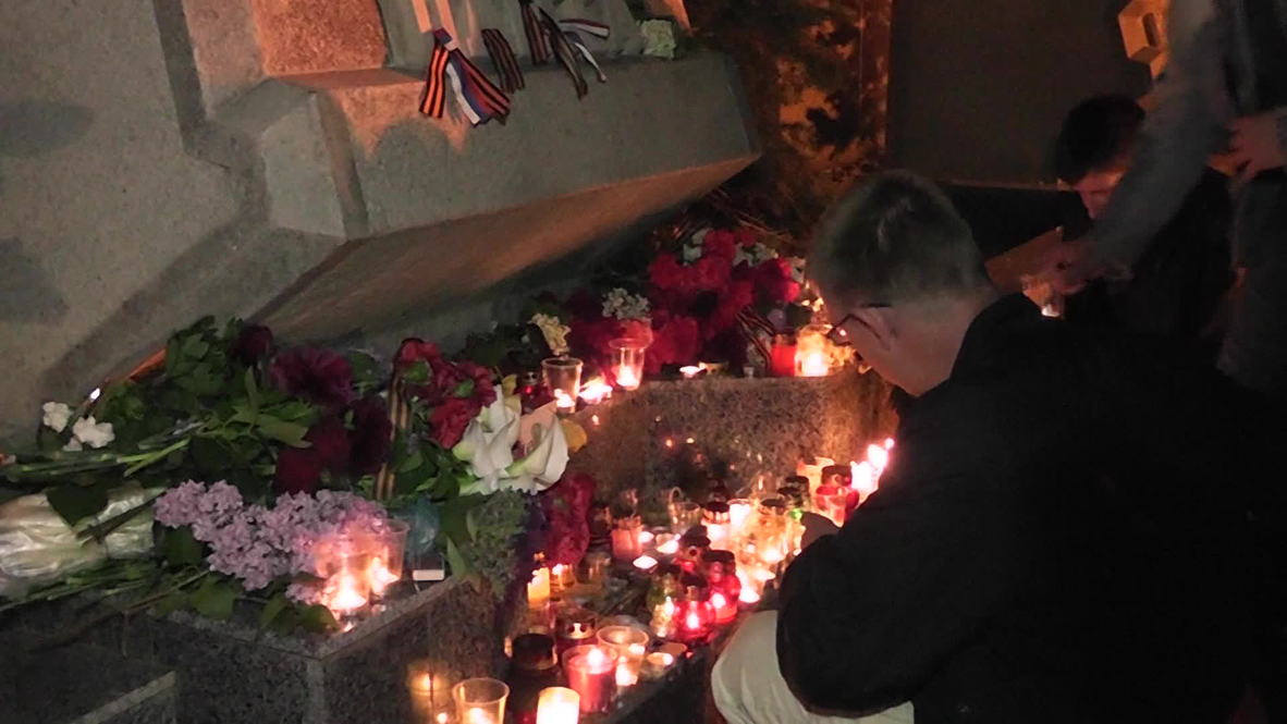 Russia: Sevastopol mourns Odessa blaze victims
