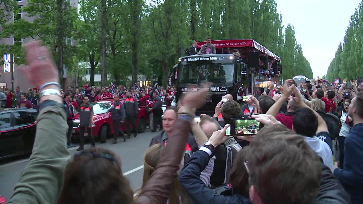 Germany: Beer-soaked Bayern Munich celebrate Bundesliga triumph