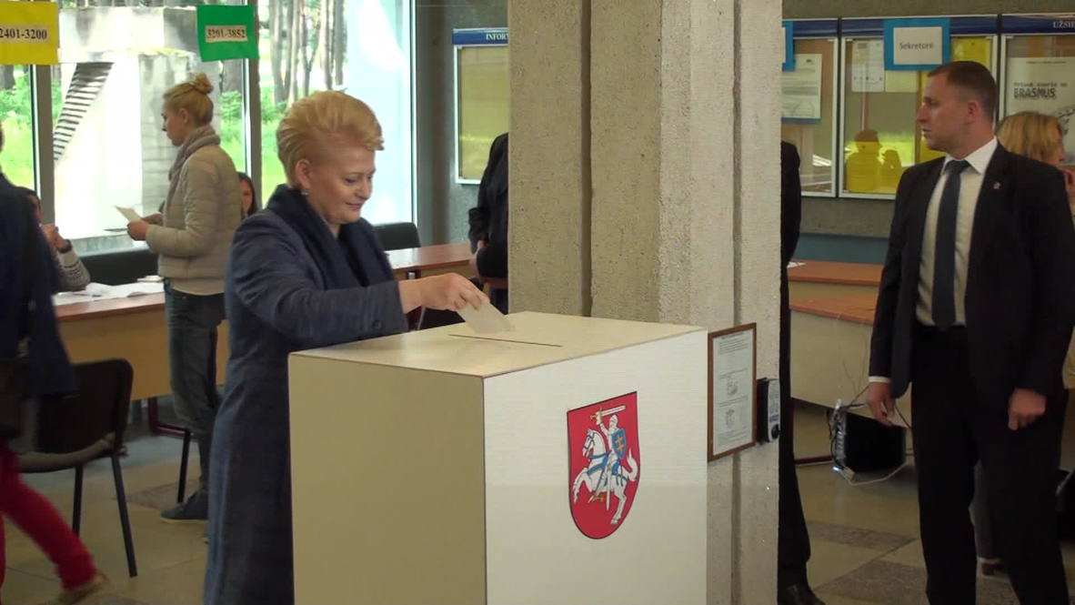 Lithuania: President Grybauskaite casts vote in Vilnius