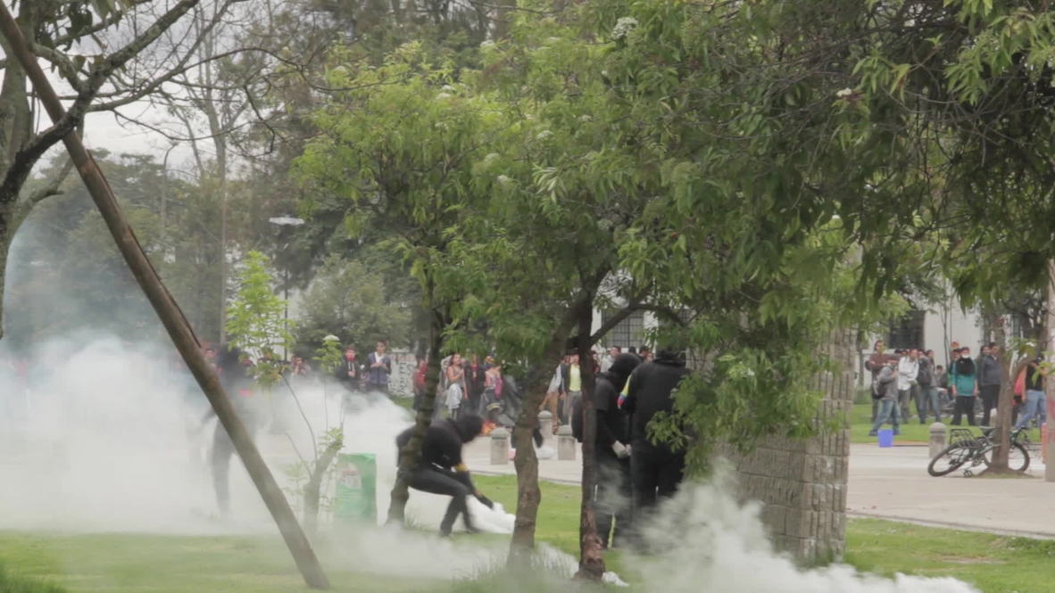 Colombia: Police clamp down on FARC rally