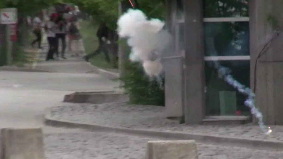 Turkey: Police tear gas meets Molotov cocktails in Ankara clashes