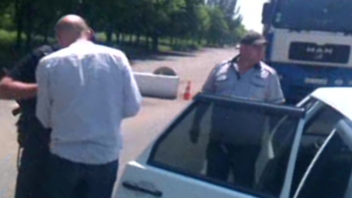 Ukraine: RT contributor Graham Phillips detained by Ukrainian National Guard