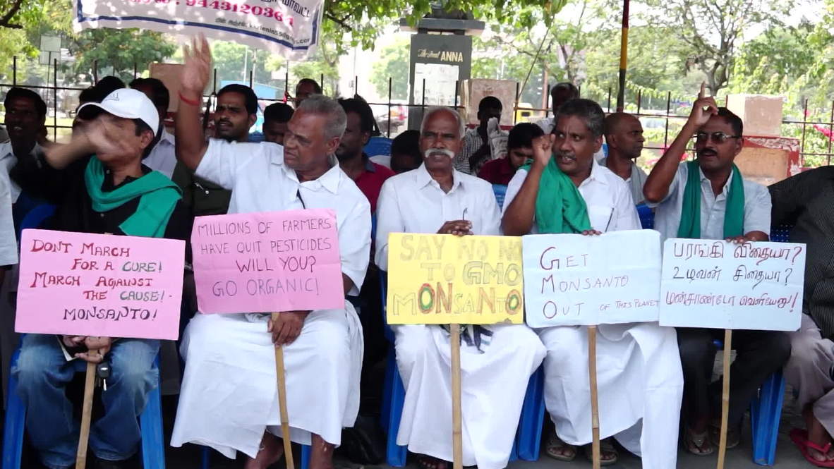 India: Dozens of protesters say no to the "seed of death"