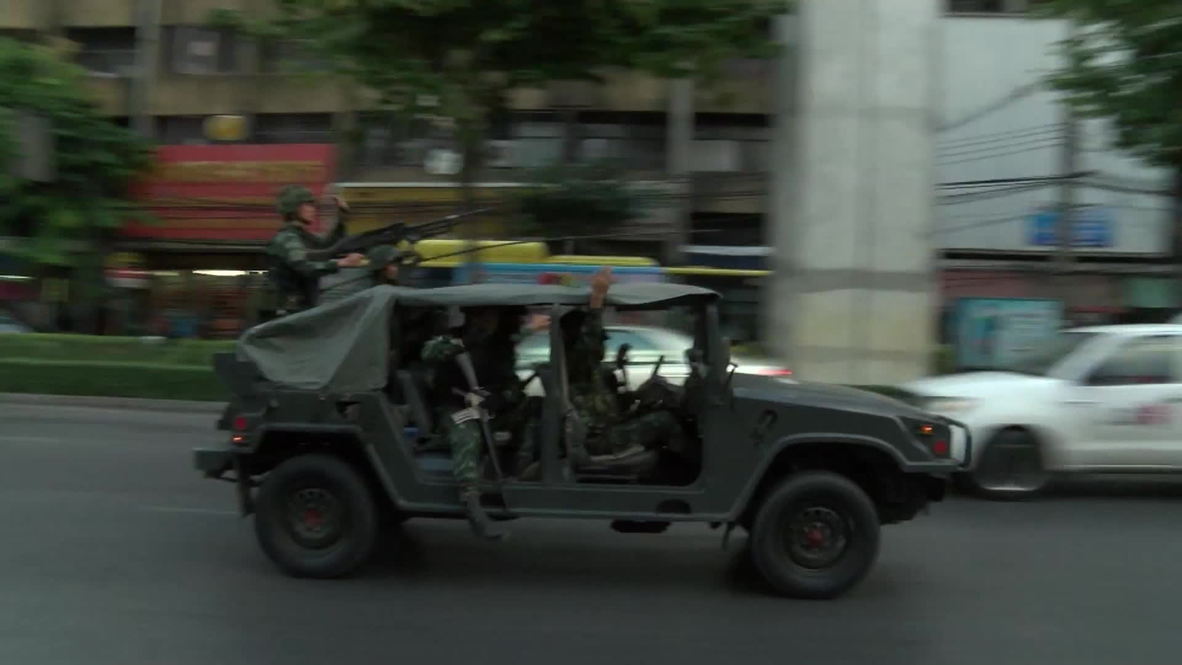Thailand: Military flexes its muscles in tense Bangkok