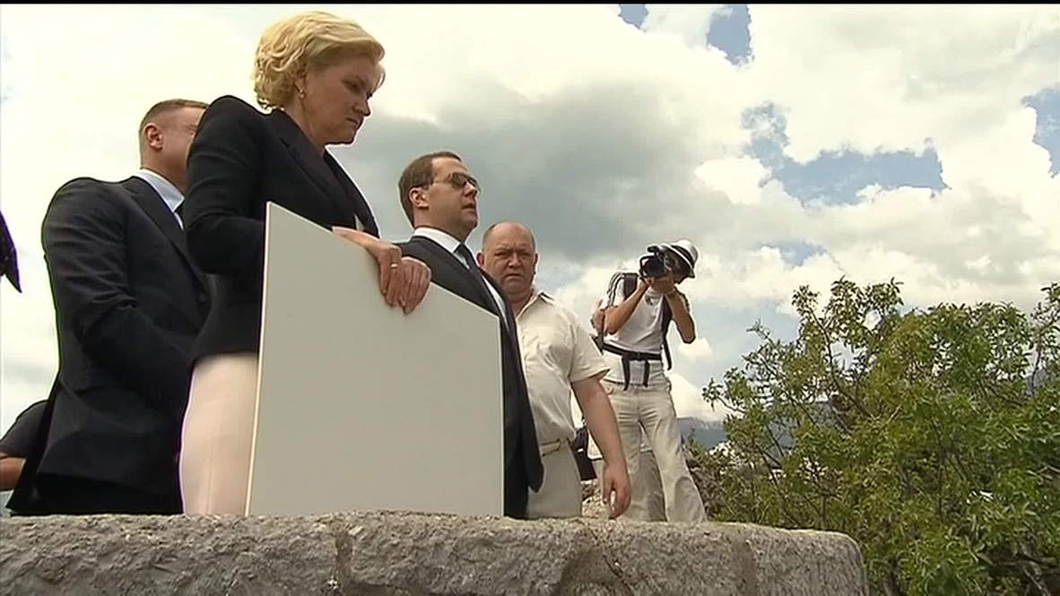 Russia: Medvedev visits famous Crimean kids camp, Artek