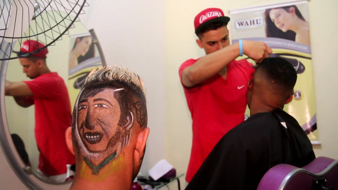 Brazil: World Cup haircut craze grips Rio slum
