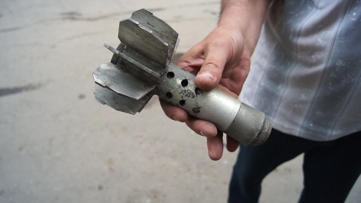 Ukraine: Residential buildings shelled in Slavyansk