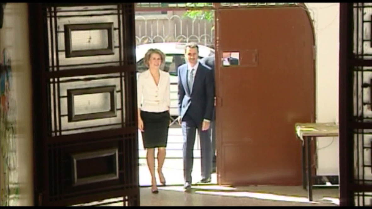 Syria: Bashar al-Assad and First Lady cast vote in Damascus