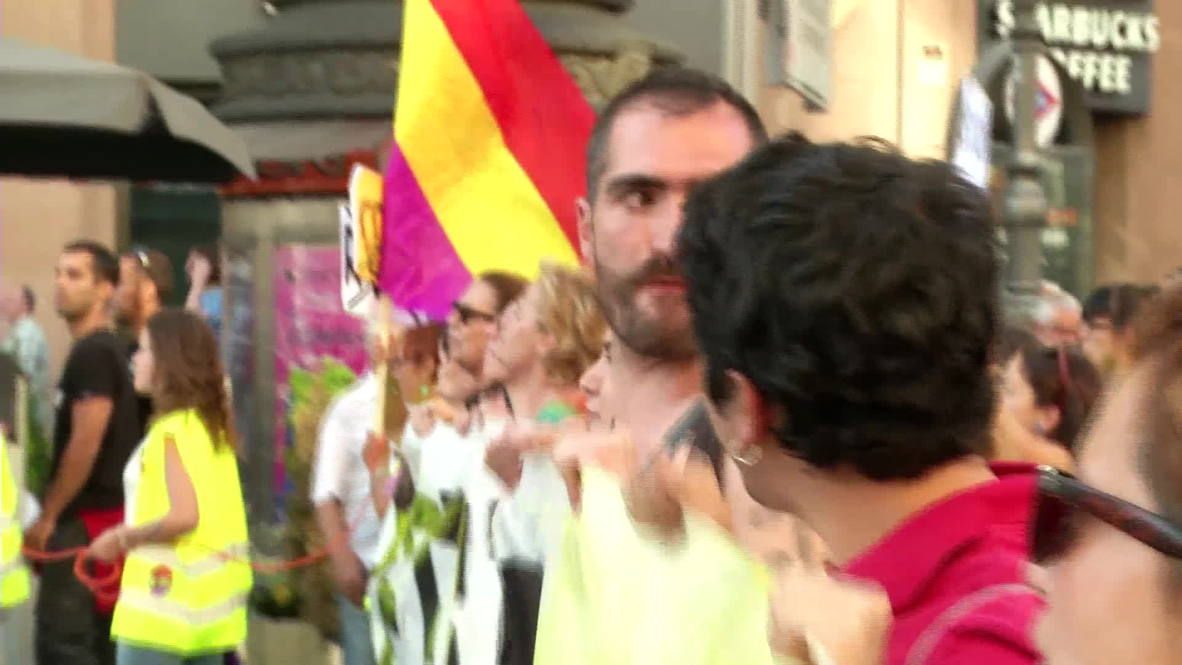 Spain: Thousands of protesters demand end to monarchy