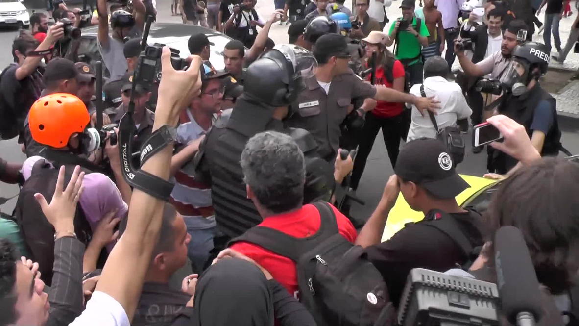 Brazil: Rio erupts in clashes before World Cup kick off