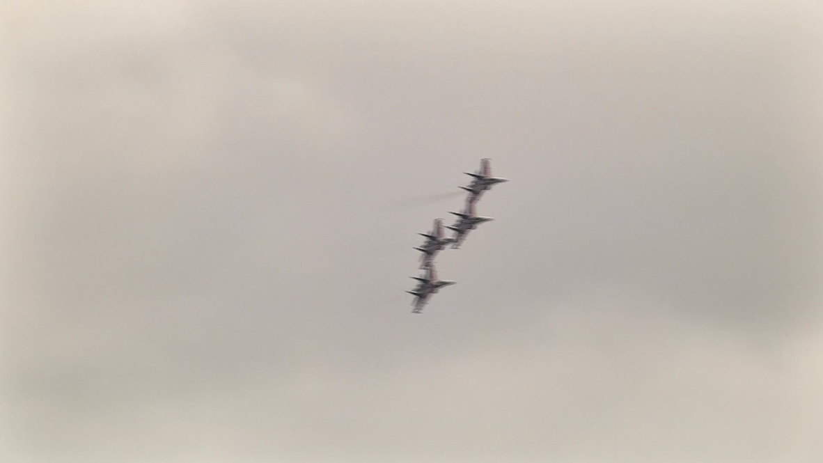 Russia: Daredevil Russian Knights rule the skies