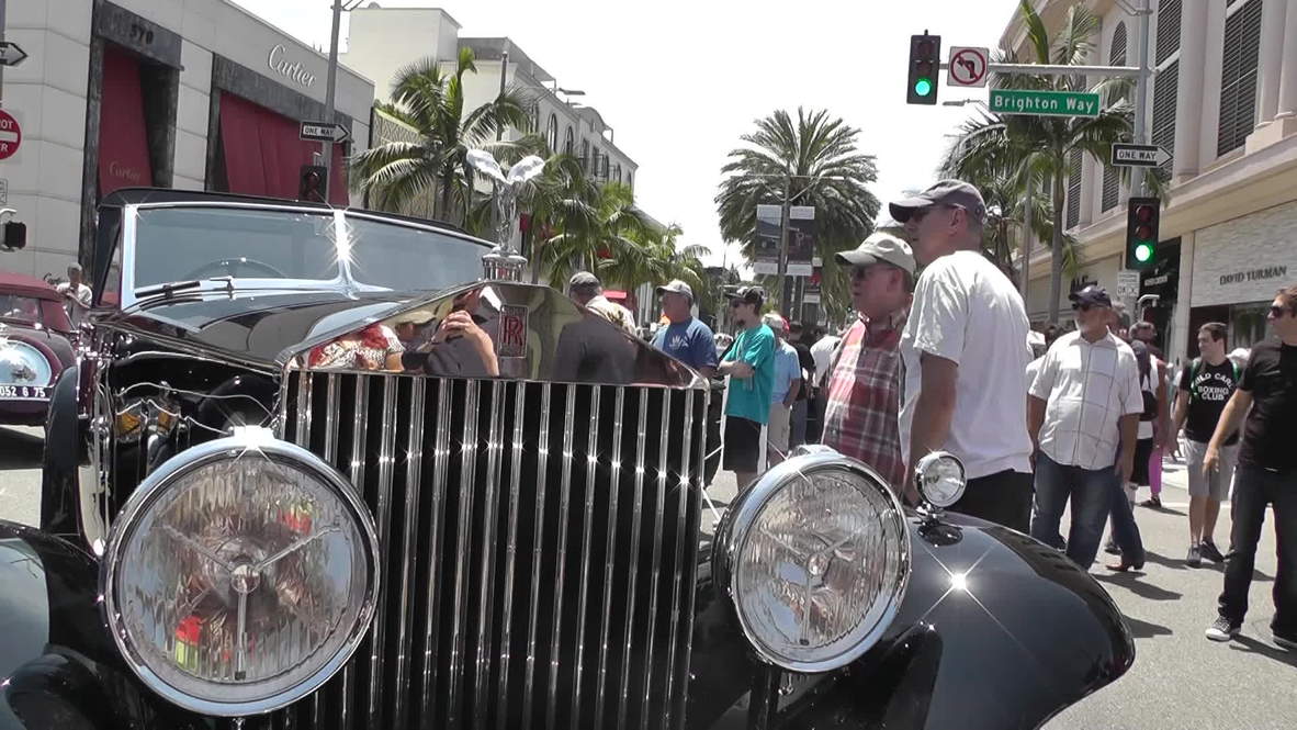 USA: World's most glamorous cars shown off on world's most glamorous street