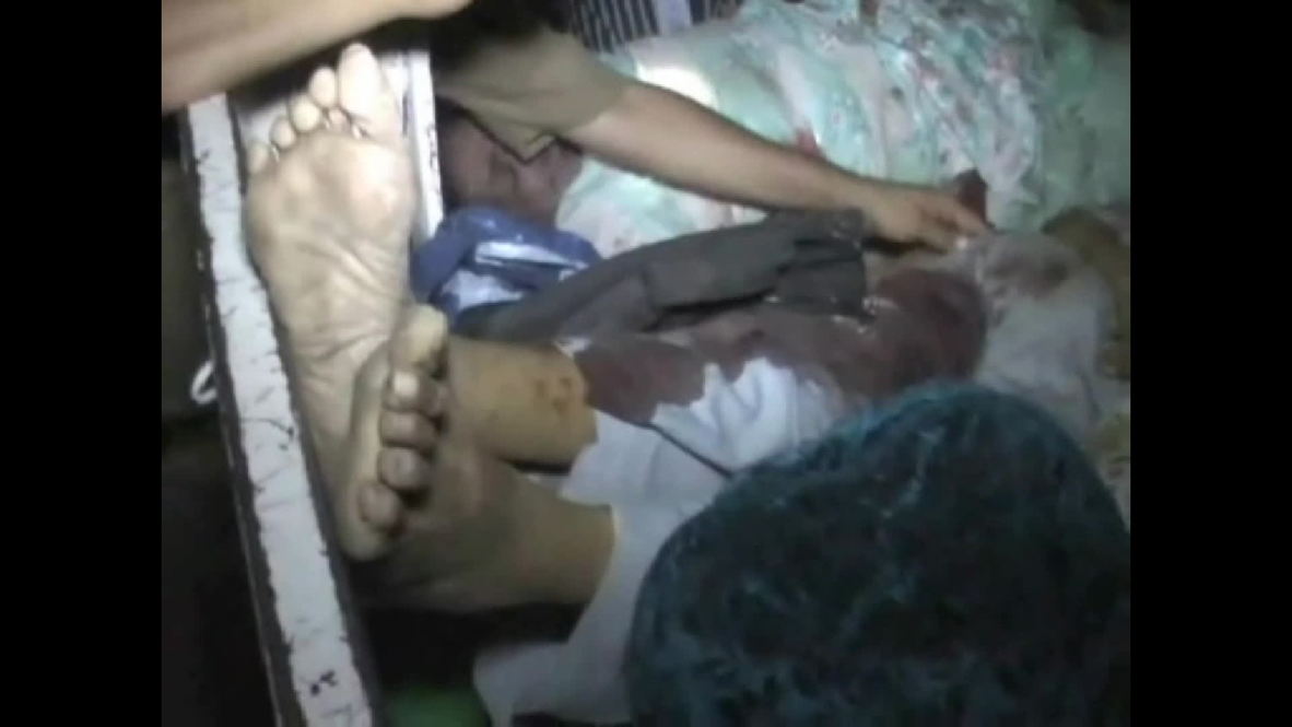 India: 11 dead as tourist bus plunges into gorge *GRAPHIC*