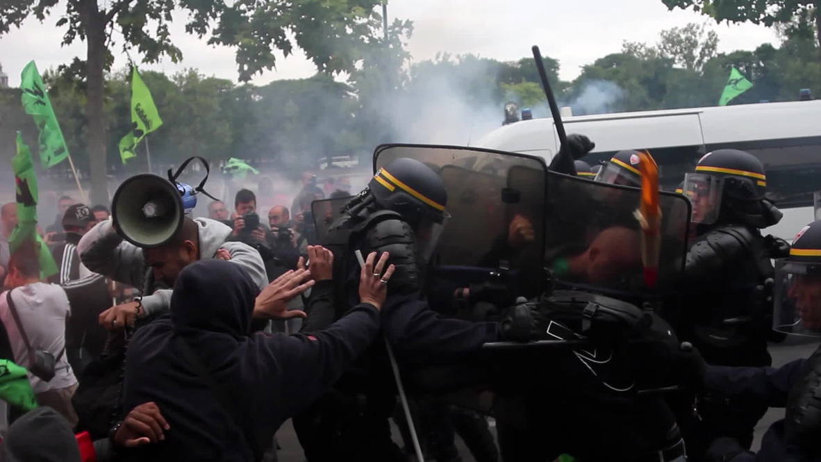 France: Police unleash batons and tear gas on striking rail workers