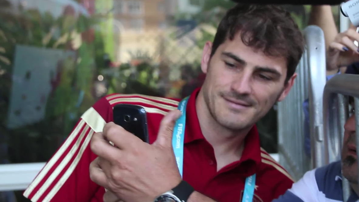 Brazil: Casillas gets snap happy with fans as La Roja head to training