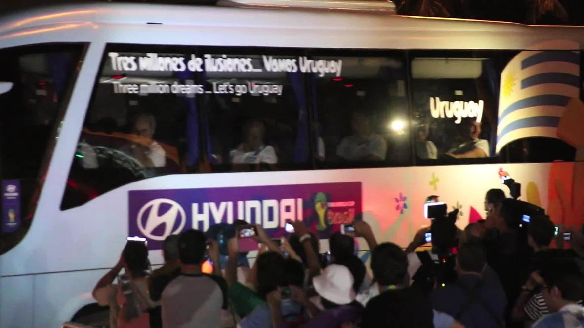 Brazil: Uruguay team returns to hotel minus Suarez