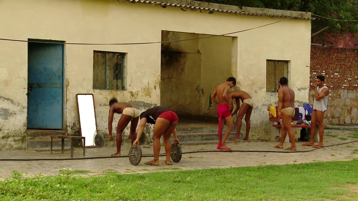 India: Meet the town of mud wrestling bouncers