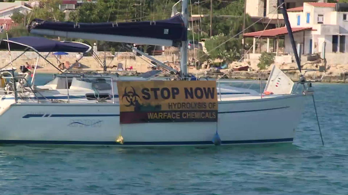 Greece: Fishermen attempt to occupy NATO naval base