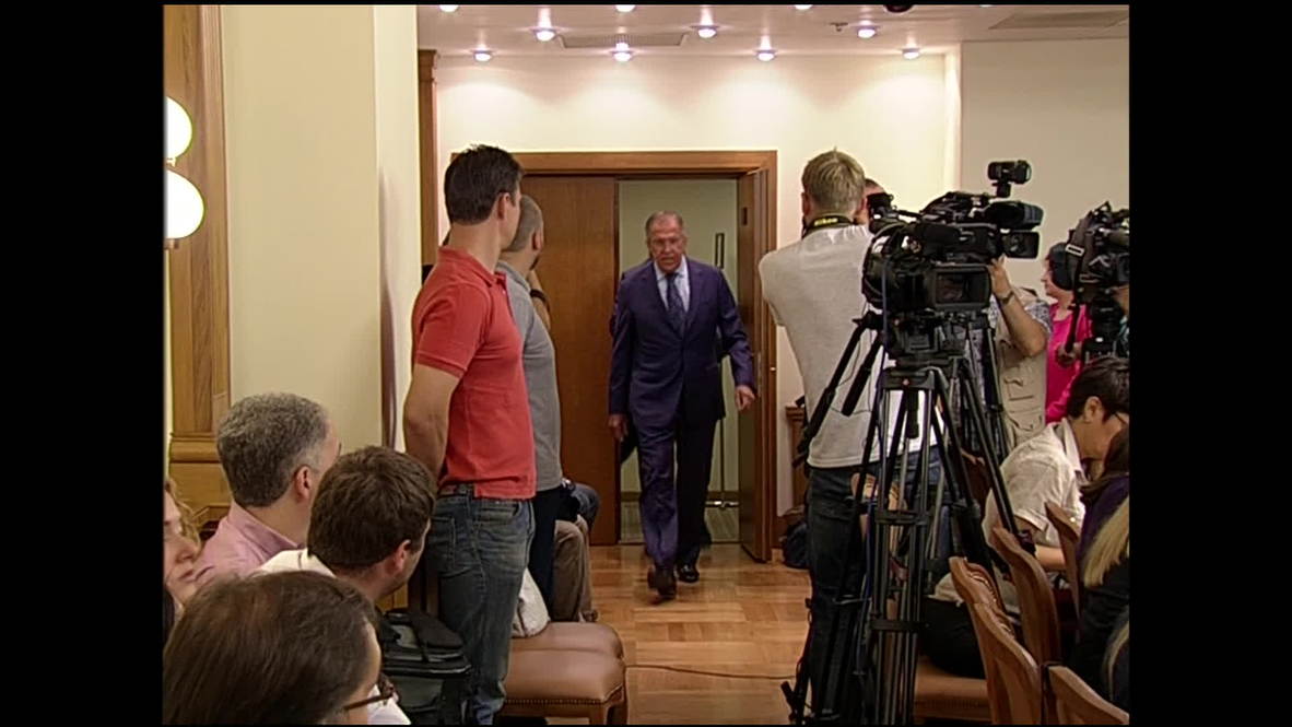 Russia: Lavrov hopes 'MH17 crash probe respects presumption of innocence'