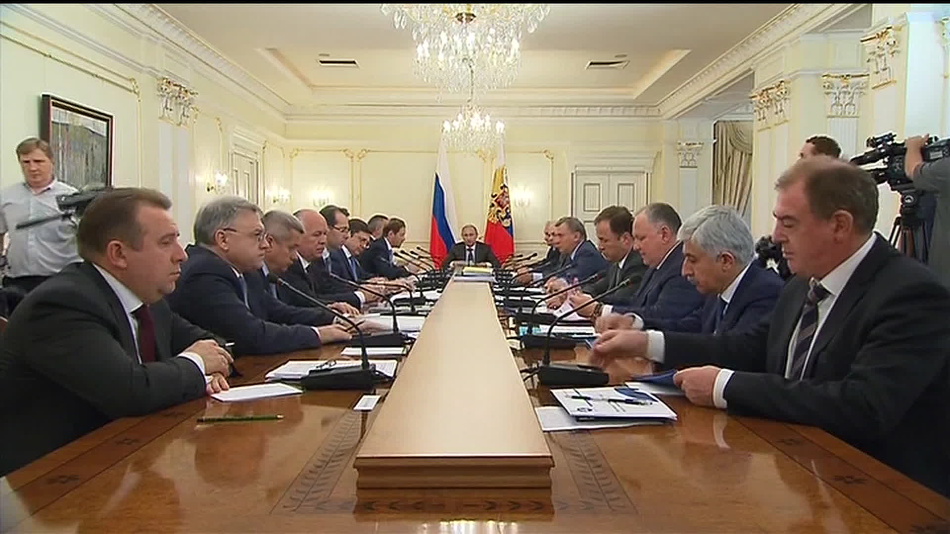 Russia Putin seeks to bolster Russian defence industry Video Ruptly