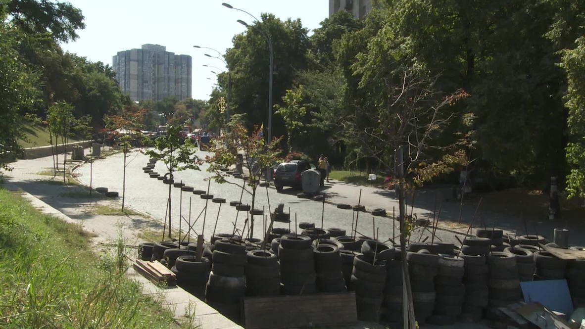 Ukraine: Barricades removed six months after Euromaidan