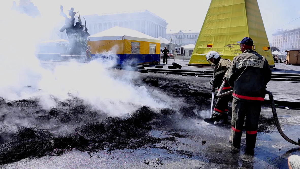 Ukraine: Authorities and activists clash once again on Maidan Square