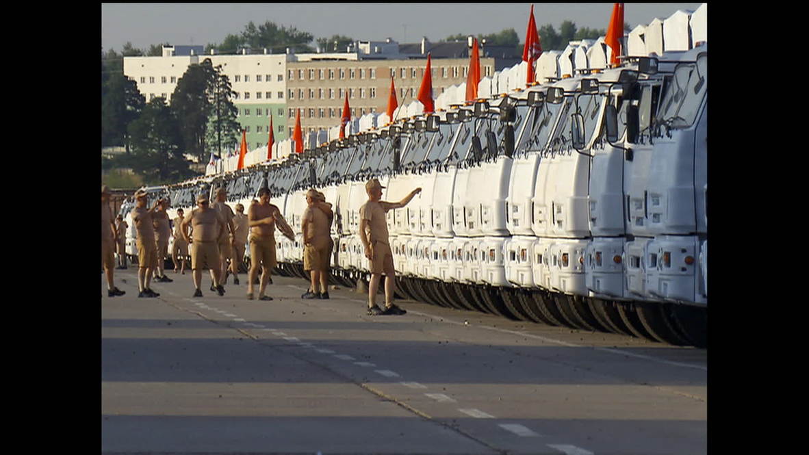 Russia: Moscow sends 2,000 tons of aid to east Ukraine POOL