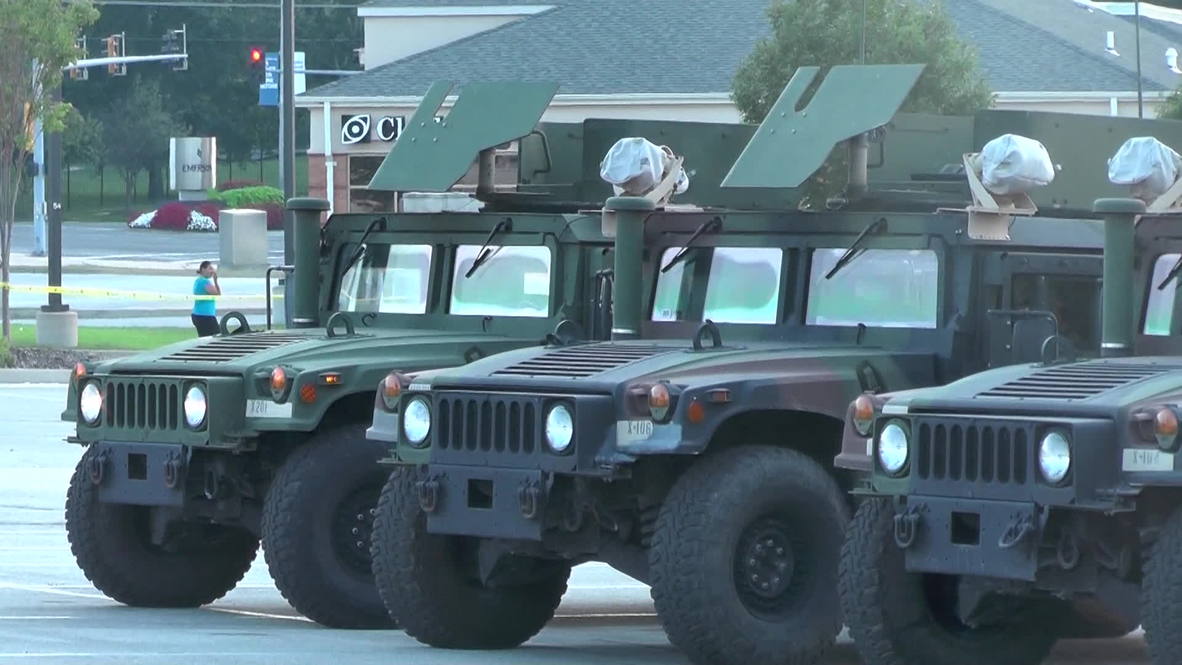 USA: National Guard descends on Ferguson amid shooting unrest