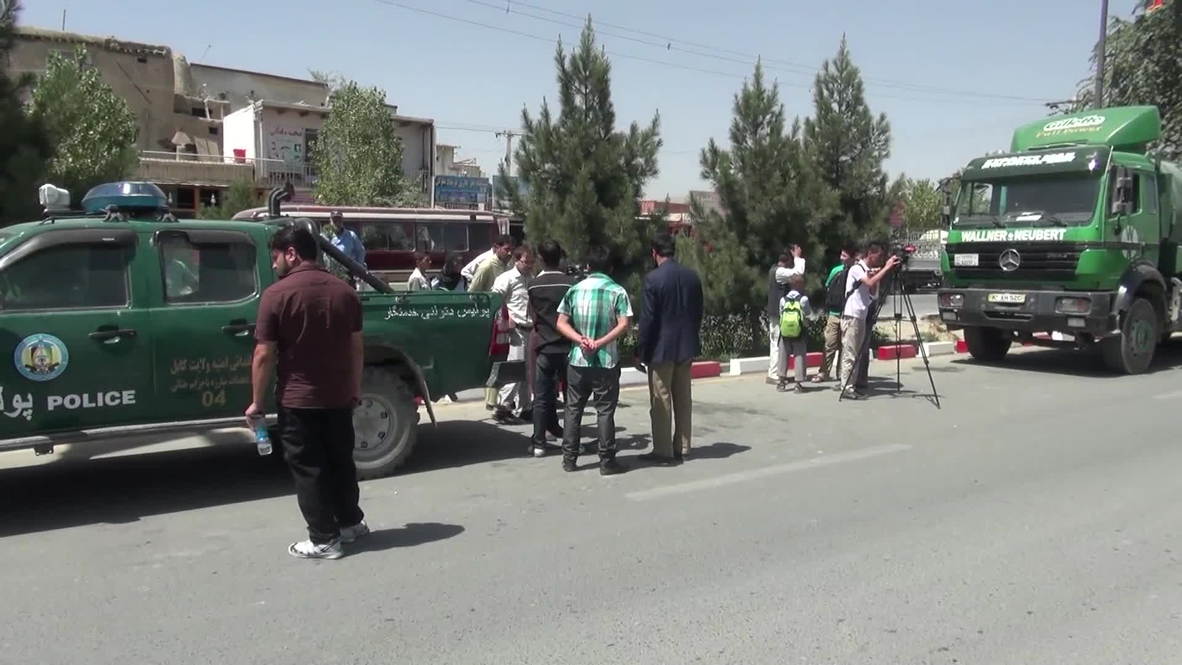 Afghanistan: NATO troop hacked down, killed in street
