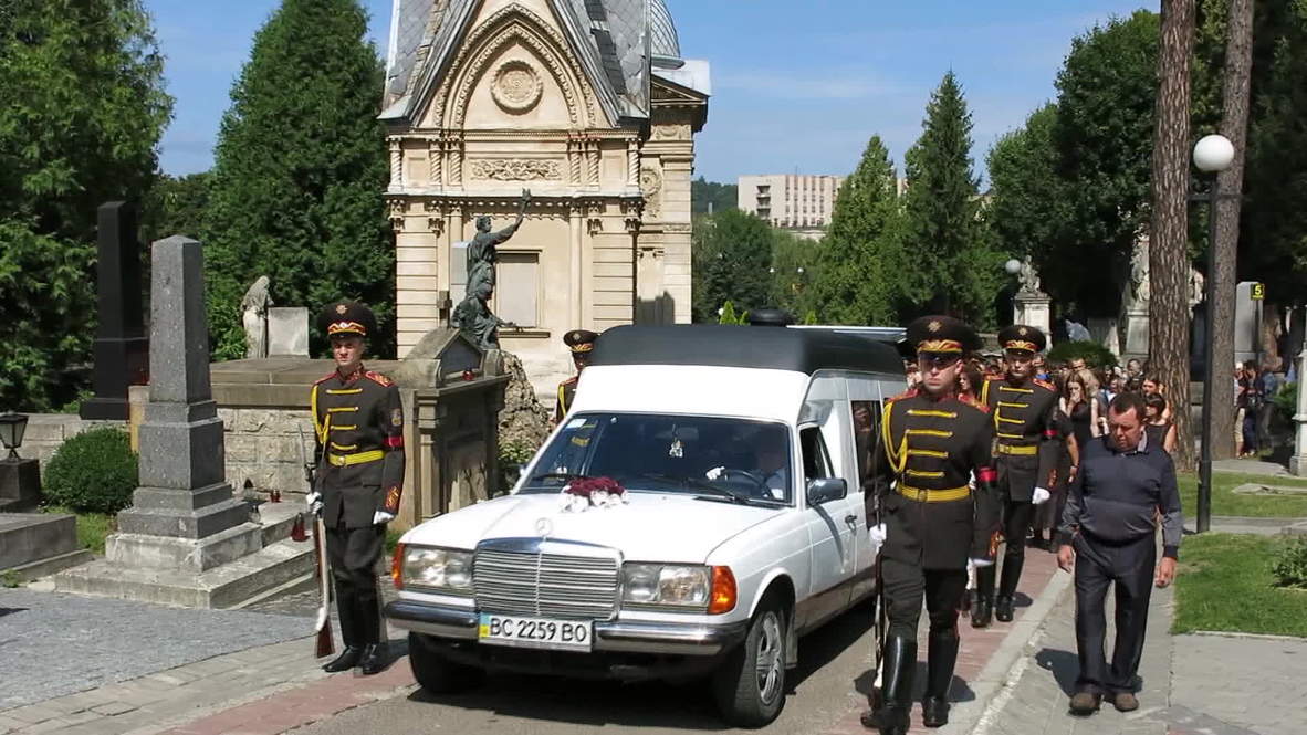 Ukraine: Lviv mourns Ukrainian soldiers killed in Lugansk region