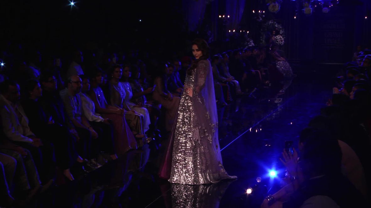 India: Bollywood star Kareena Kapoor sizzles at Lakme Fashion Week