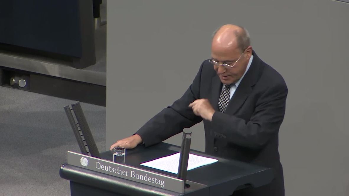 Germany: "We will earn money with this war" says Die Linke leader