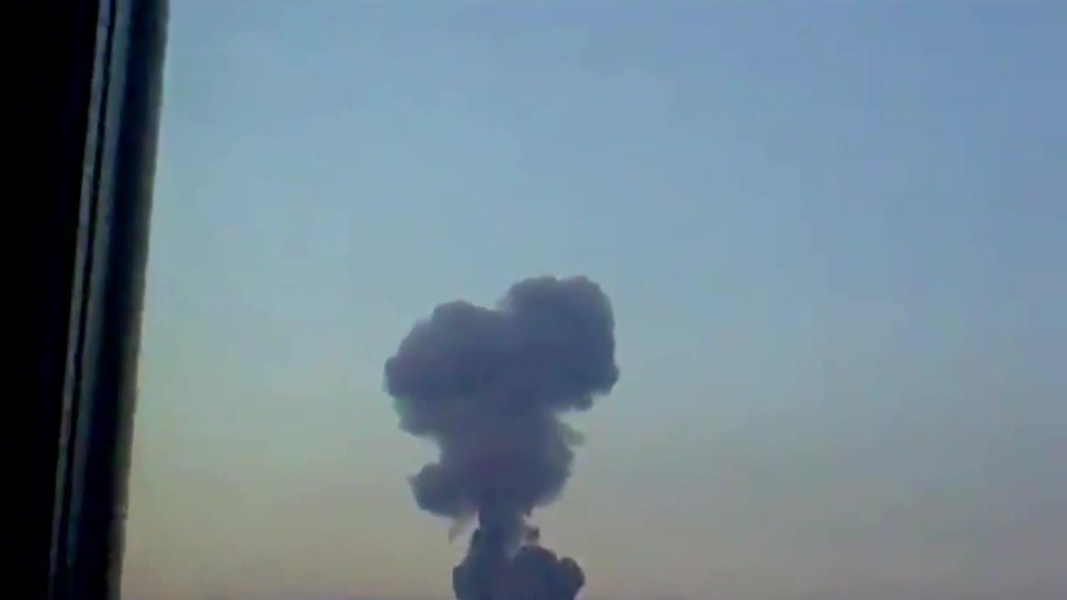Ukraine: Smoke rises over Donetsk after oil refinery shelling