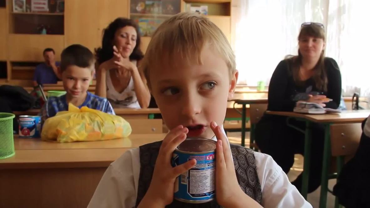 Ukraine: As crisis rages on, Lugansk opens schools for first day of term