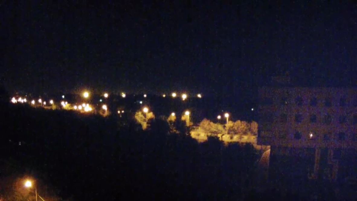 Ukraine: Battle rages over Donetsk airport