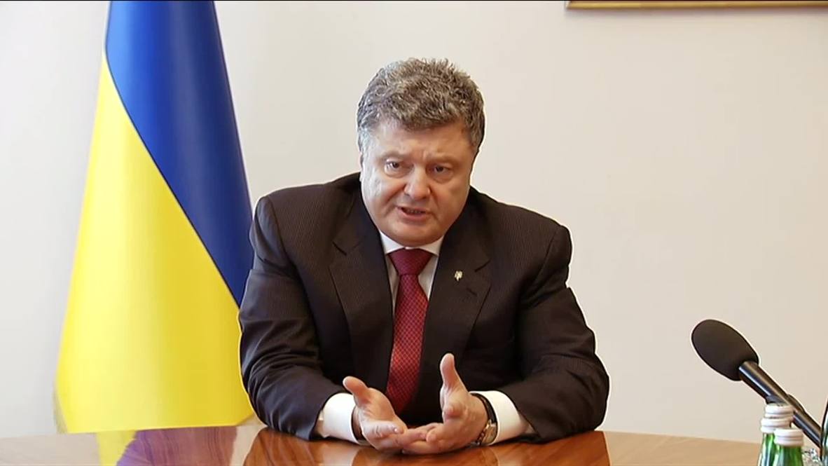 Ukraine: "Barbarism in Lugansk and Donetsk must stop" says Poroshenko