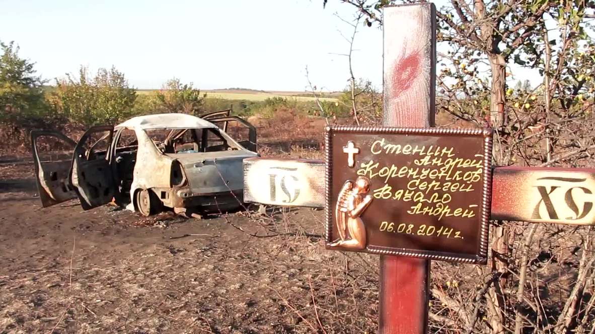 Ukraine: Stenin memorialised at fatal crash site in Donetsk