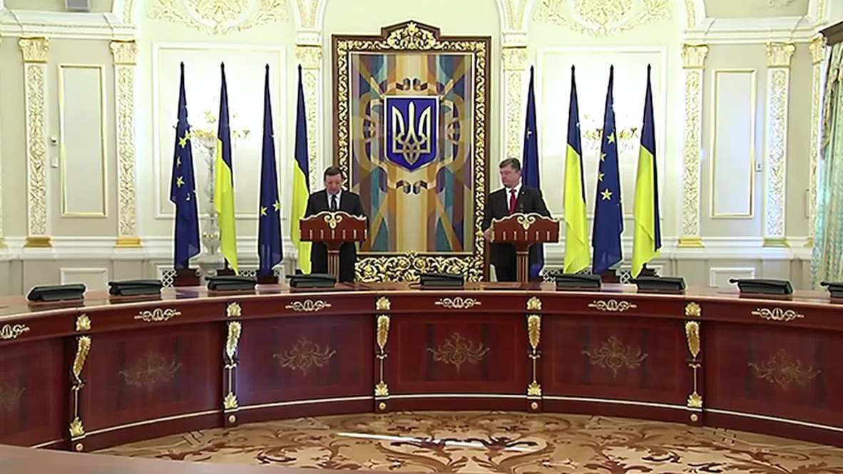Ukraine: "EU-Ukraine Association Agreement to come into force on November 1," says Poroshenko