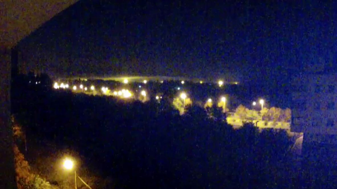 Ukraine: Multiple explosions rock Donetsk airport