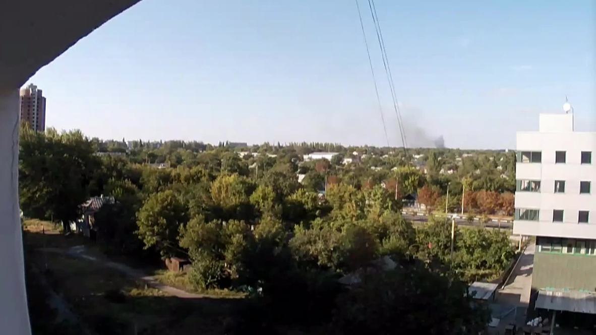 Ukraine: Smoke erupts from Donetsk airport as clashes continue