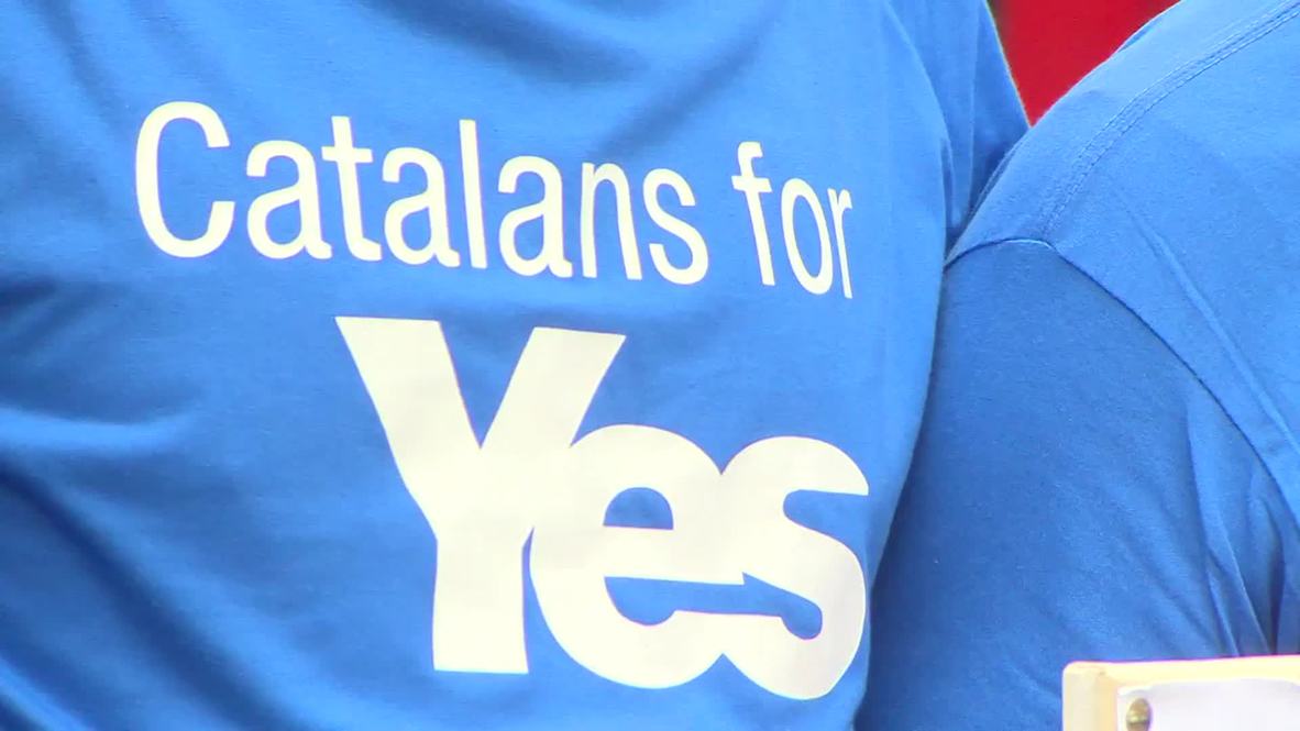 UK: Meet the Catalans campaigning for Scottish independence