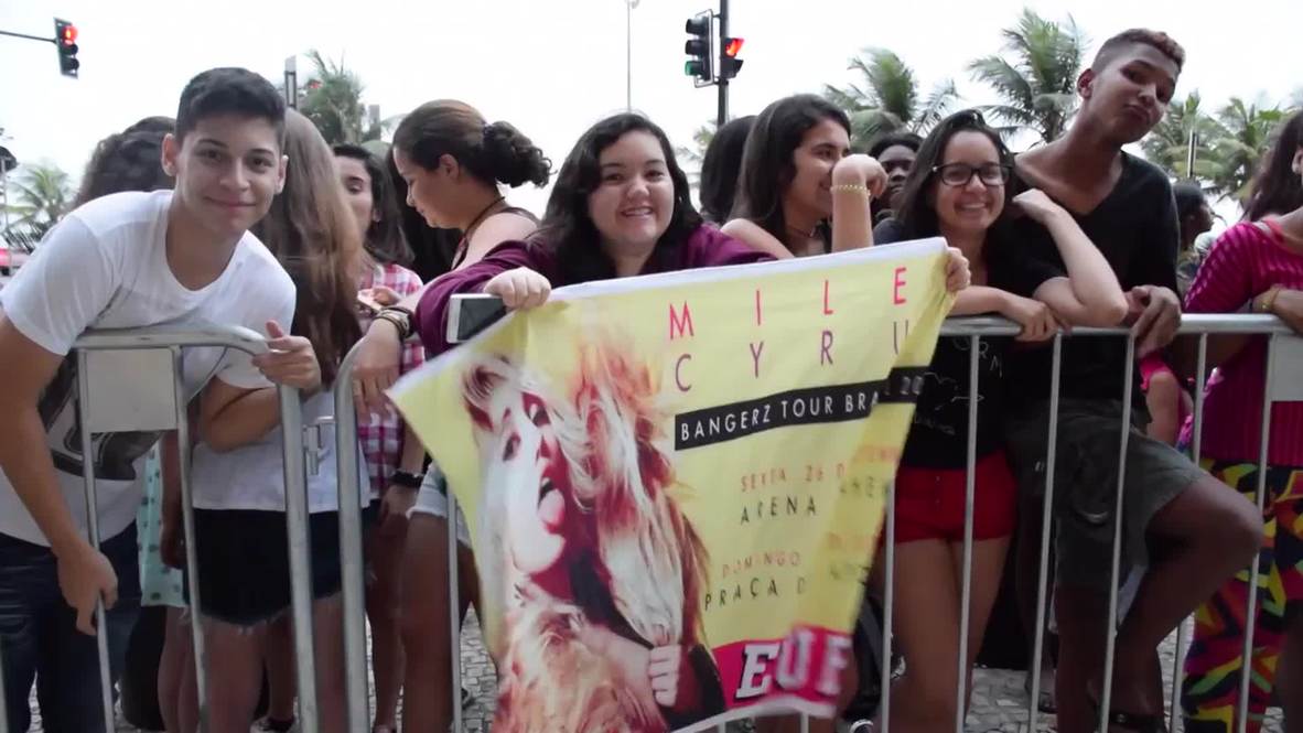 Brazil: Mad Miley Cyrus fans throng outside hotel