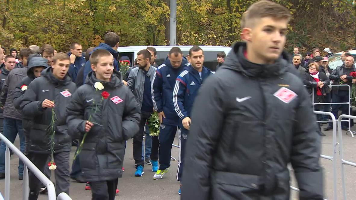 Russia: Spartak's legendary Fyodor Cherenkov laid to rest in Moscow *GRAPHIC*
