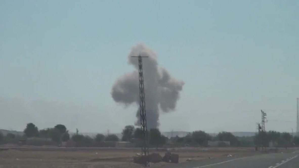 Turkey: See mushroom cloud over Kobane amid intensified air strikes