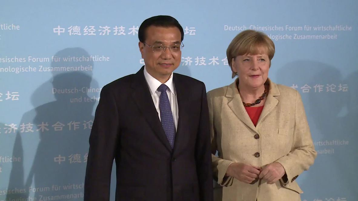 Germany: Watch Chinese PM give Merkel token Luban Lock