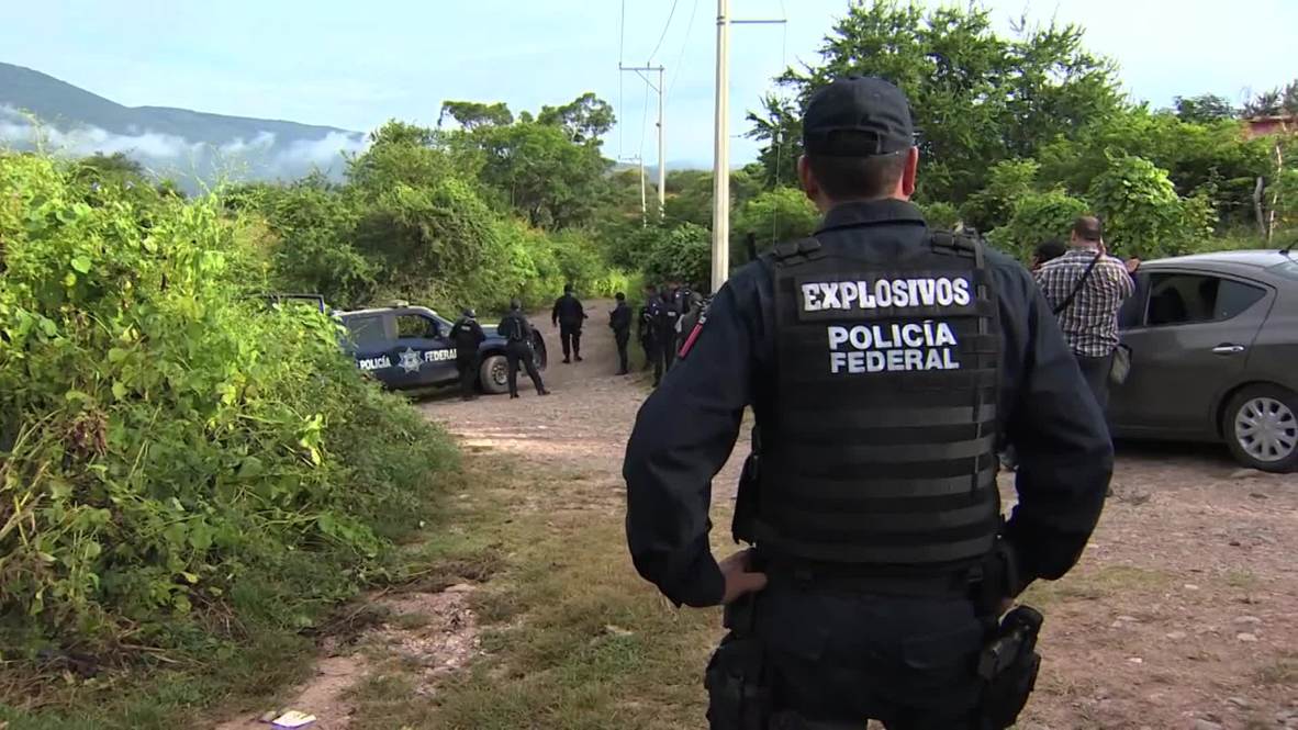 Mexico: New mass graves found in search for missing students